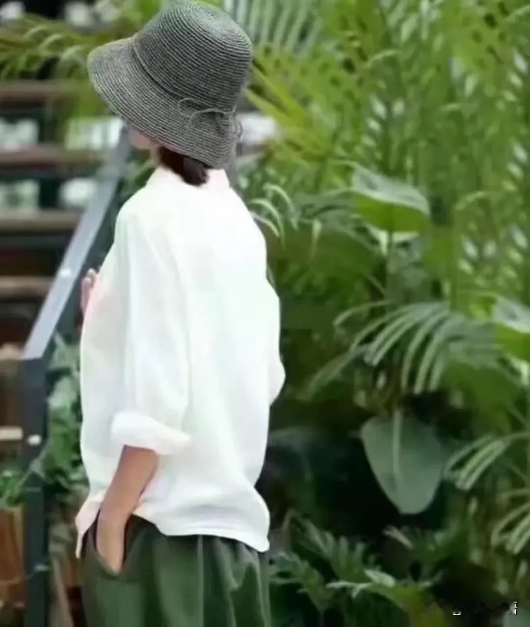 赌王何鸿燊曾说过一句话，让人后背发凉：“你赢了2000万想走，赌场不会拦你。但就