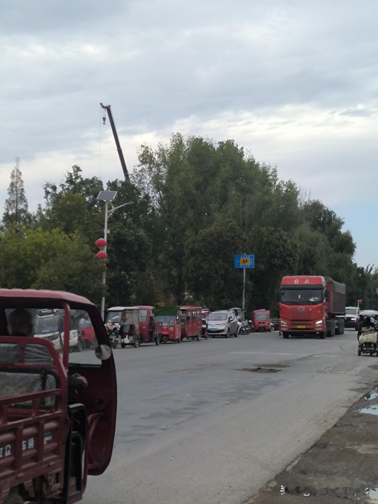 无论多么富有，地位多么显赫，亦或是名扬四海，都要经营好自己的家庭。否则，将来受苦