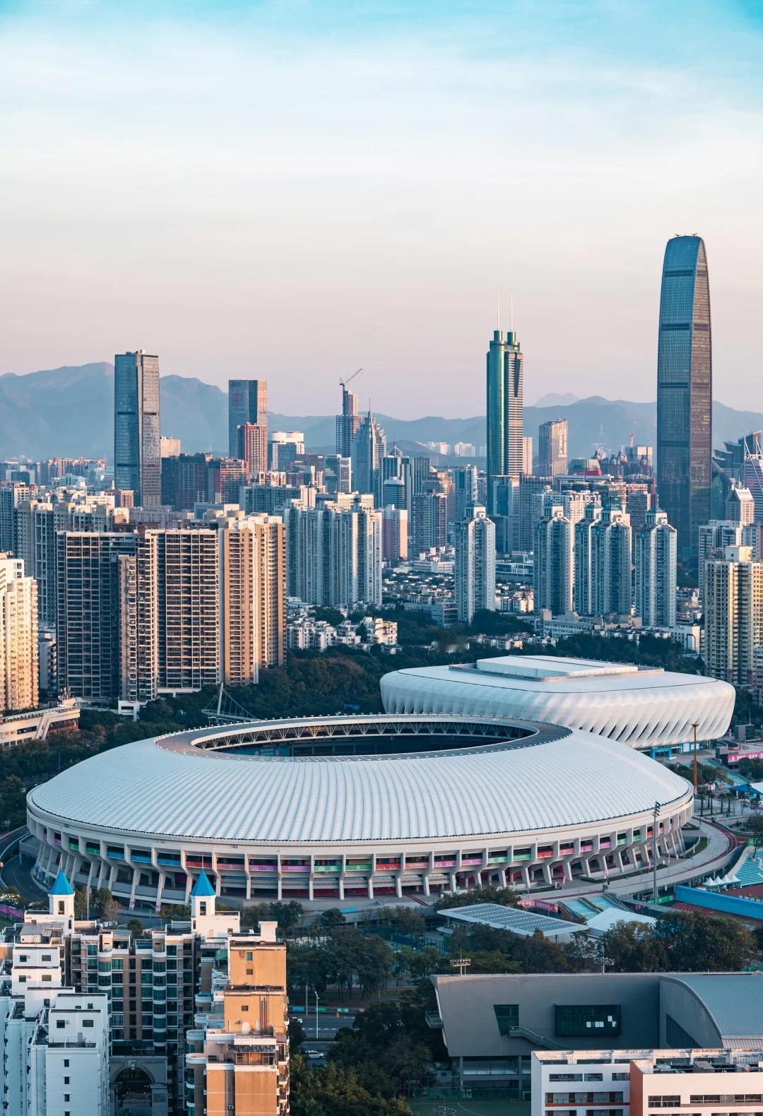 深圳人私藏！笔架山俯瞰罗湖的秘密机位📷🌿深圳笔架山｜市中心私藏的治愈系徒步