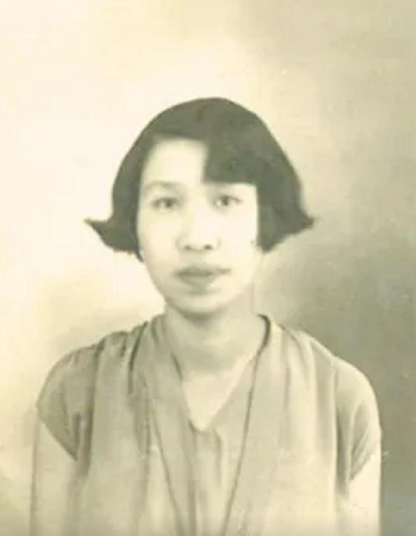 55年周总理途径云南，见到曾经女友，周总理：这是小超的意思“1955年4月8日
