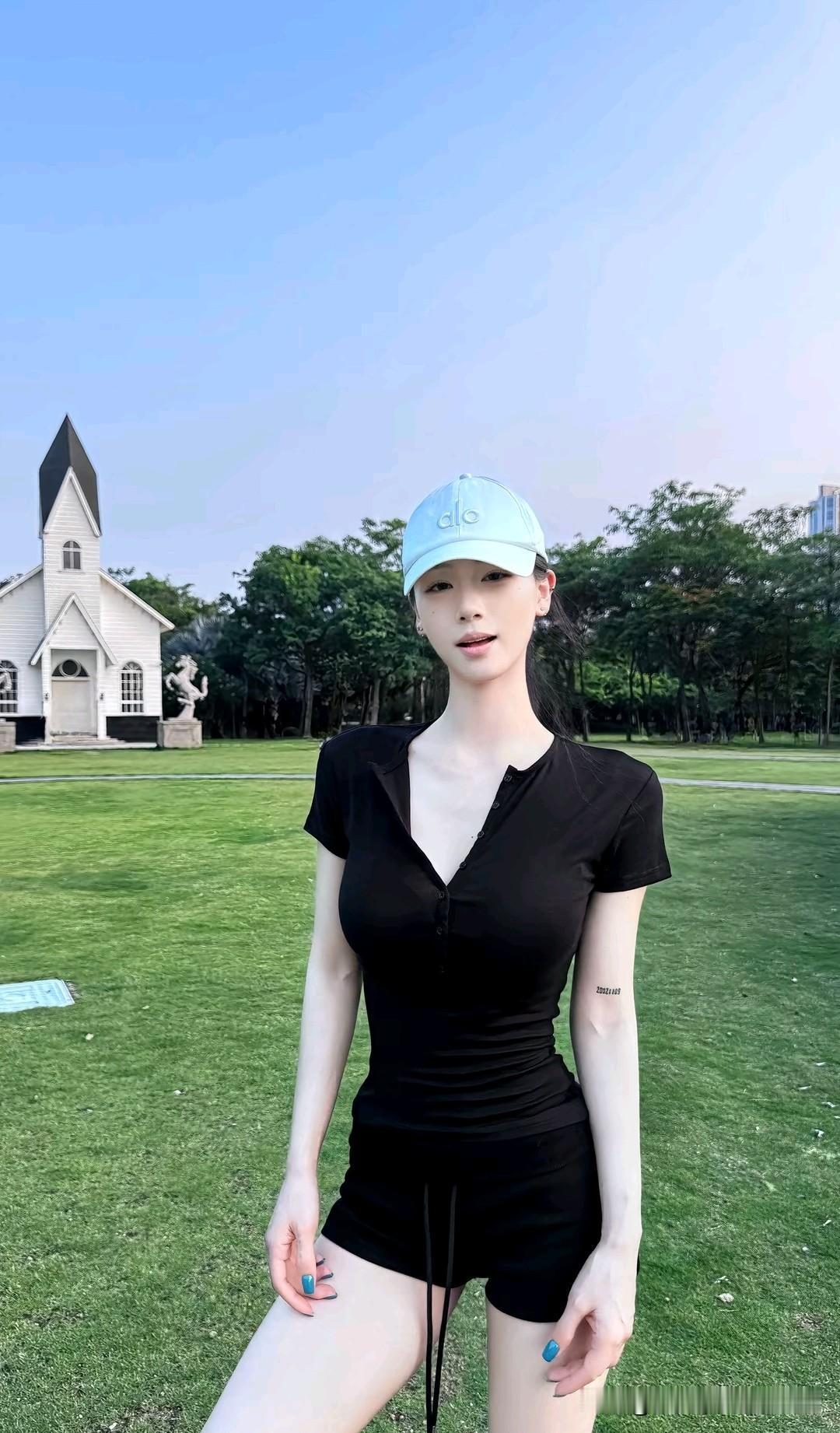 运动不仅仅能保持好身材，更重要的是能有一个好的心态。保持好心情，做好自己，珍惜