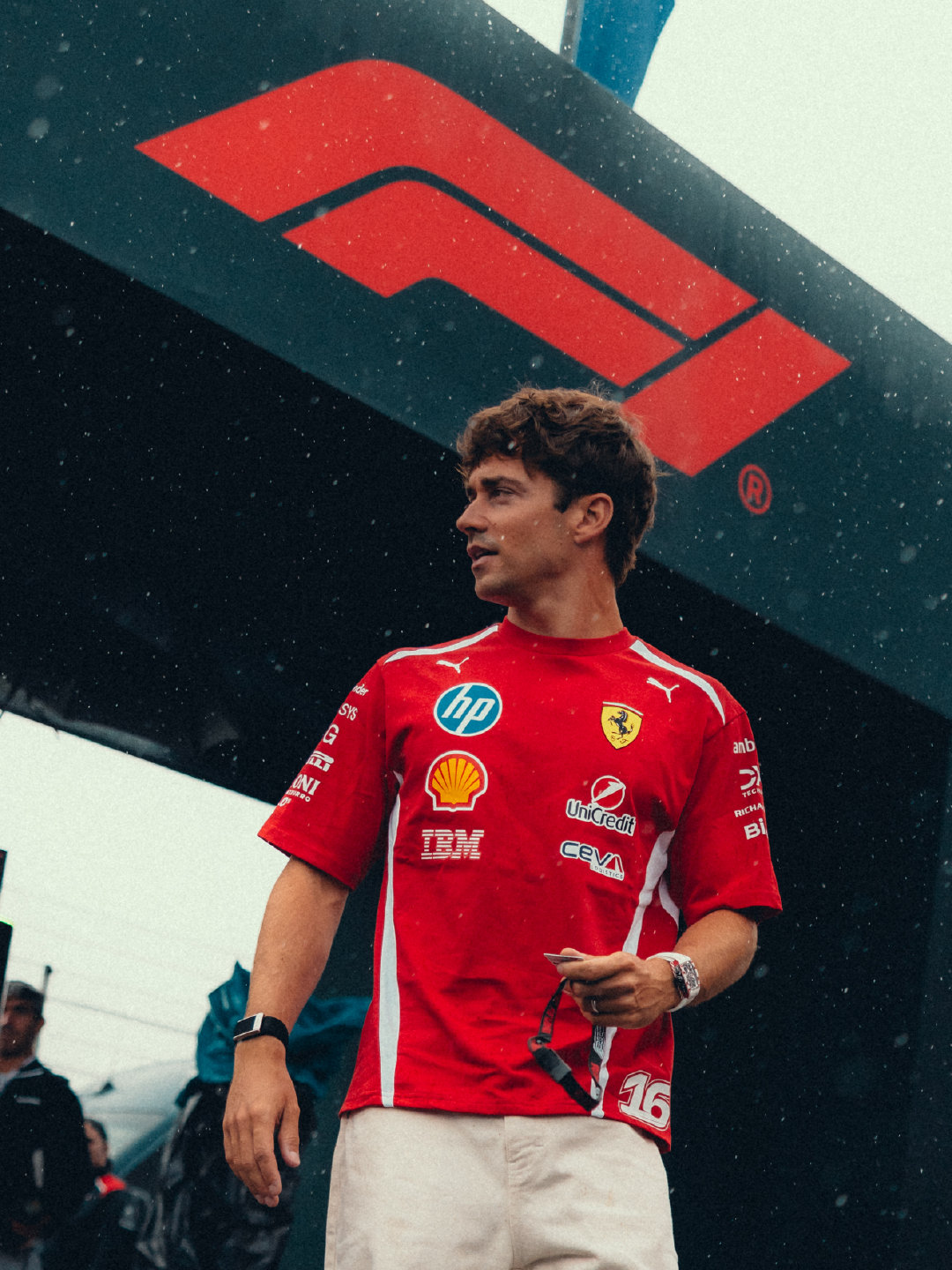 本周最开心的事：回到赛道🇳🇱🏁期待这个周末有更多惊喜🏎️✨#法拉利F1车队##F1##202