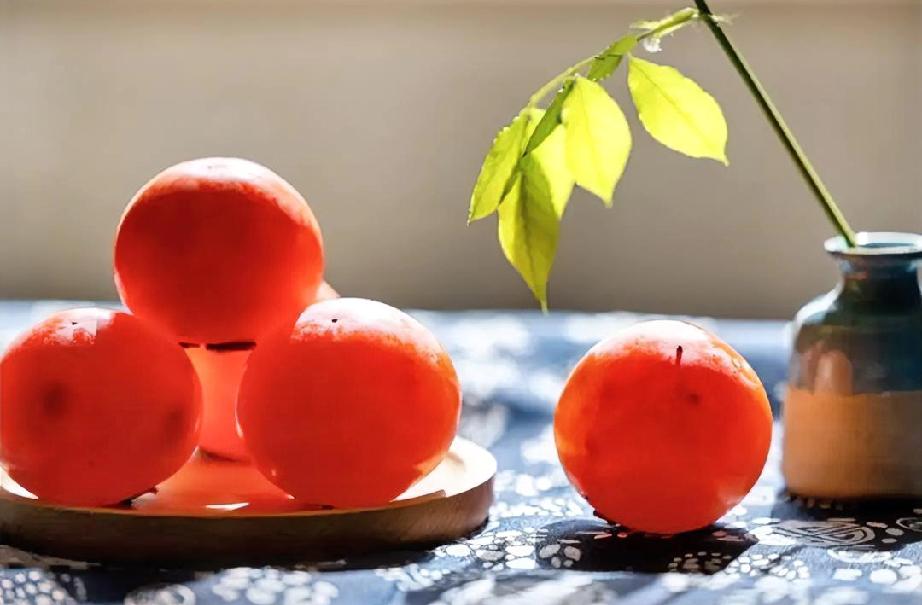 穷人缺的是认知，是主动出击的胆量和付诸的行动。俗话说得好：人有多大胆，地有多大