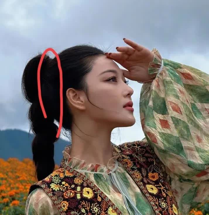 以前只注意张馨予的脸了，却没发现，在她身上有一个非常大的问题那就是她
