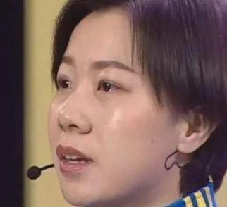 1994年，太原火车站附近，一个纸箱里传出婴儿哭声。 58岁的拾荒妇人高占仙