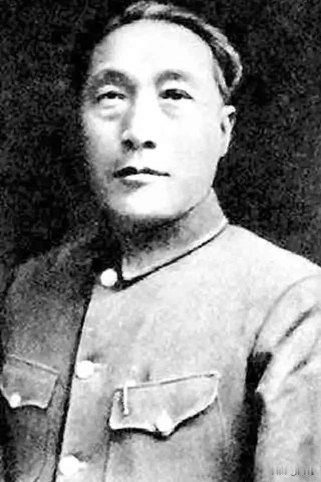 1939年，高树勋麾下万余残兵遭日军困于宁津，国军友邻部队坐视不救，23岁的萧华