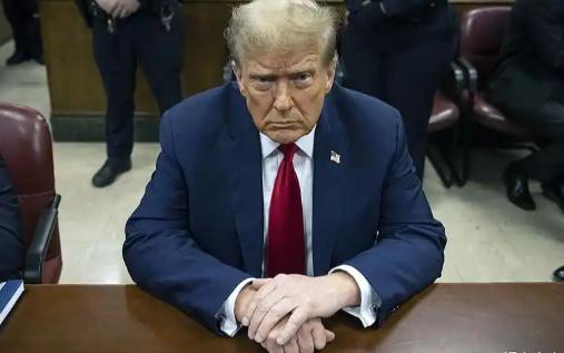 伊朗把美国打醒了吗？可能是把美国打醒了，特郎普可能在想，我连伊朗都拿不下，以后怎