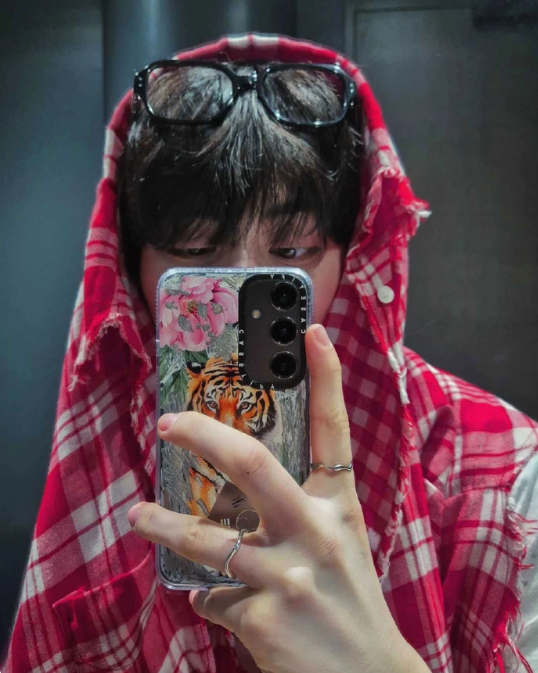 看好了，用这类手机壳的男人都很骚。​​​