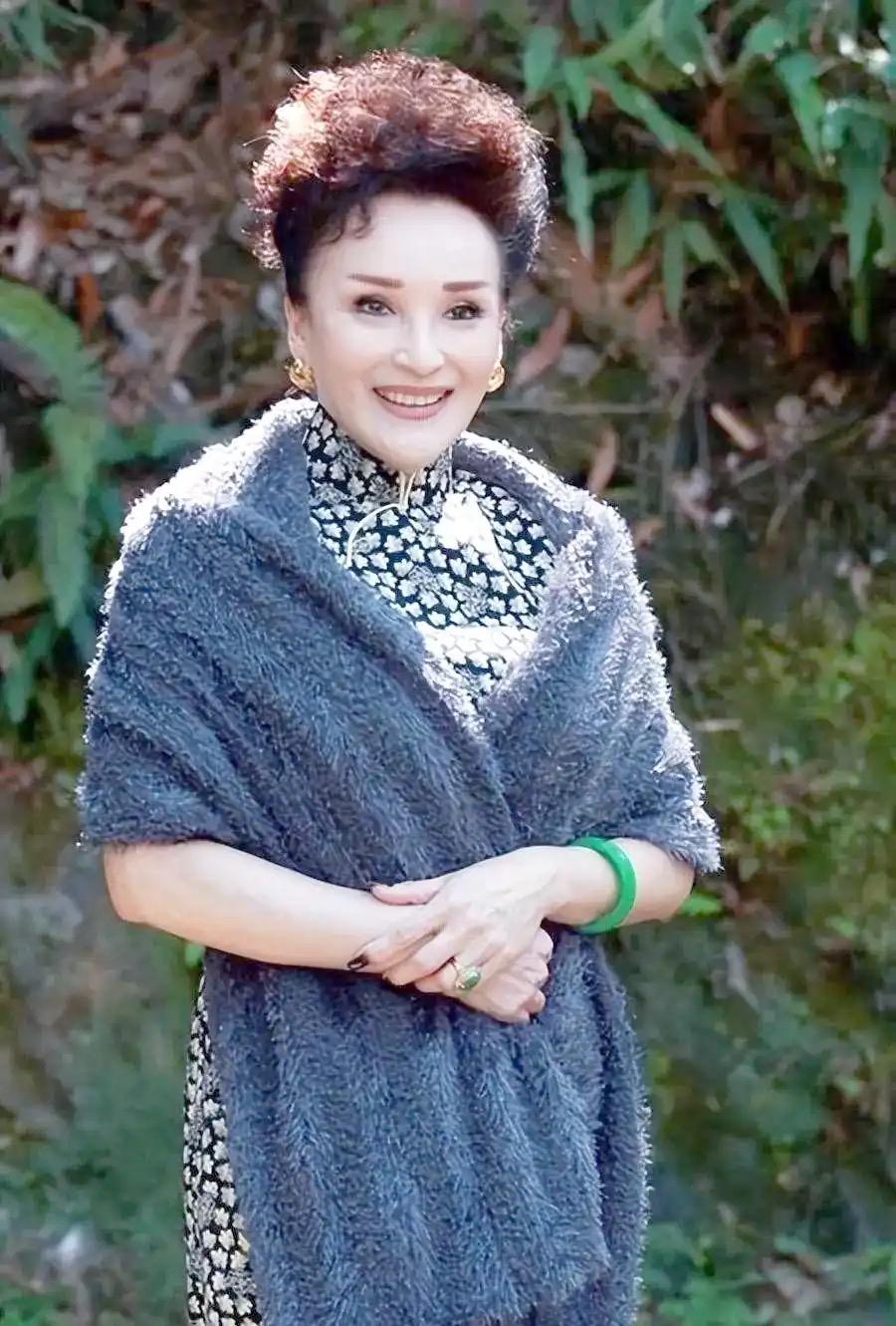 莫言再次语出惊人：“不管你有多么爱自己的子女，不遗余力地把他们抚养成人，在这个过