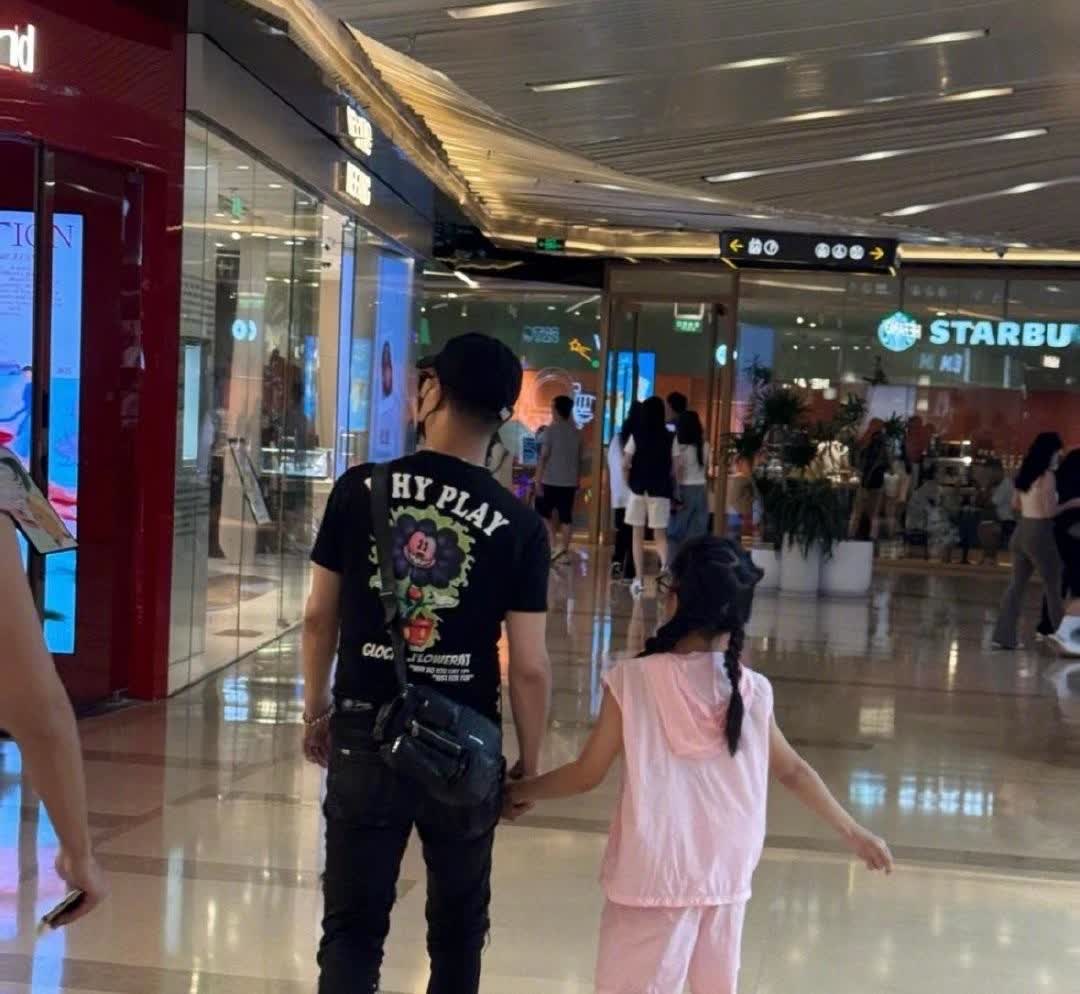 对不起，我们都错怪汪峰了他真的不是一个渣男！53岁的他，虽然三婚