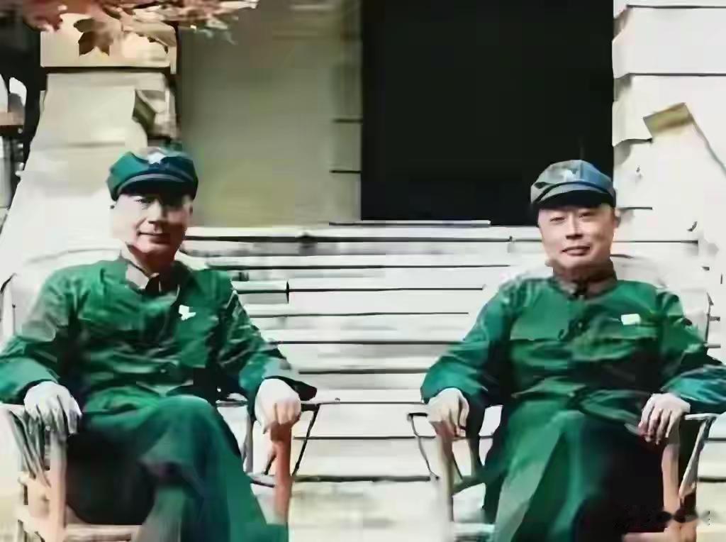 能认出这两位是谁的，历史学的一定不会差。