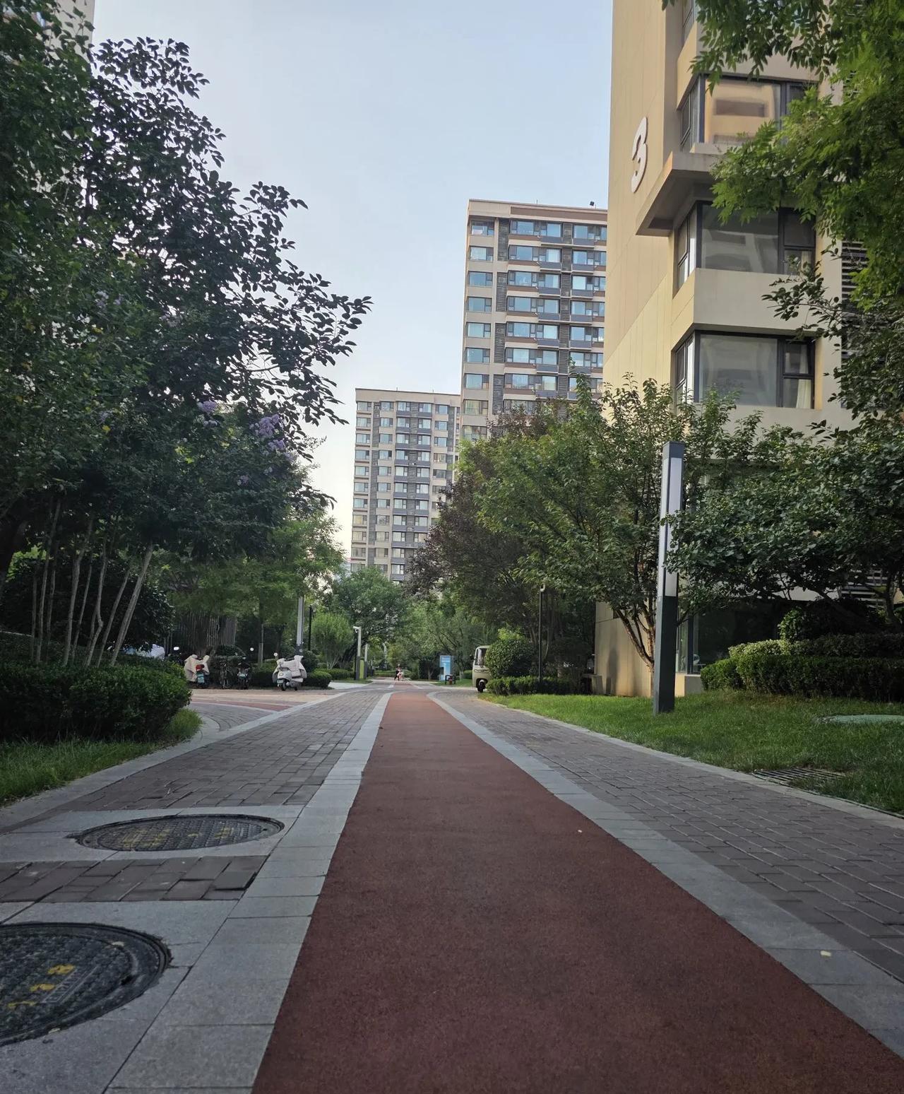 人性：事不关己高高挂起，出事以后都来怨你，办事前都觉着与自己无关，所以好事办不成