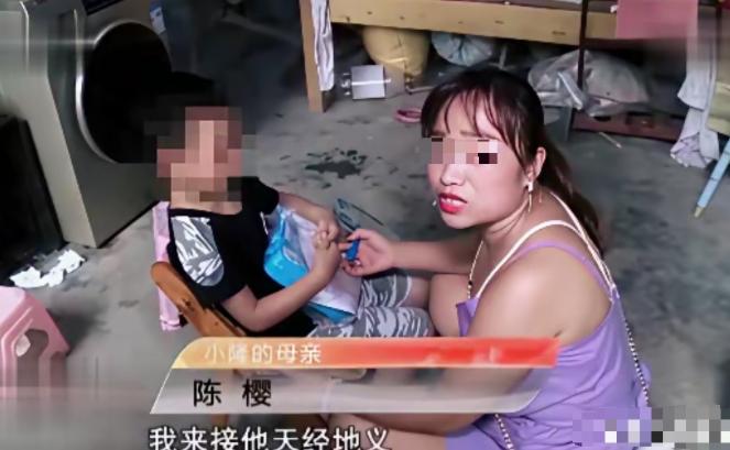 四川，一女子离婚不要儿子，3年时间里从未去前夫家看过儿子。谁知，当她得知前夫因意