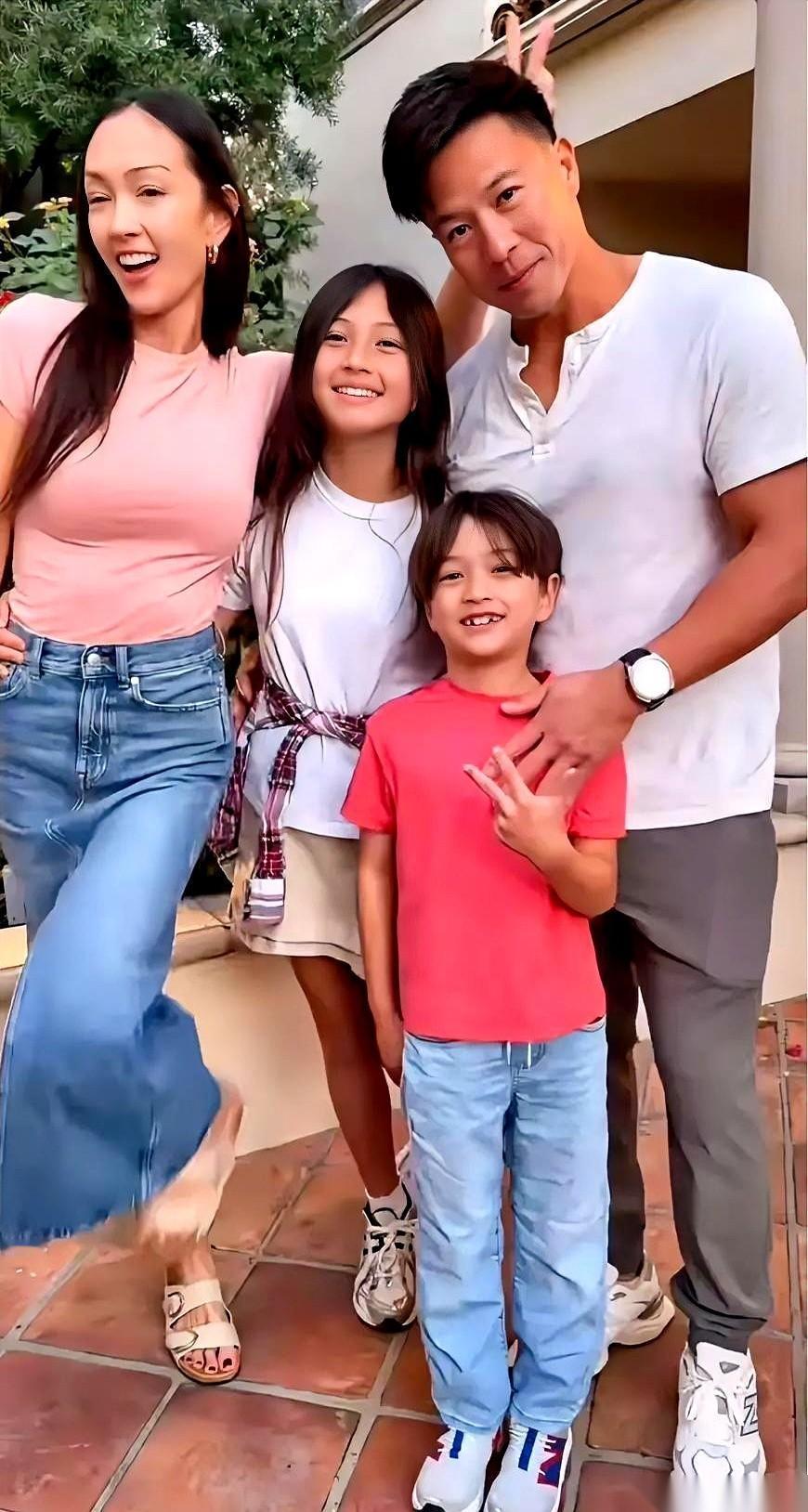 我每次看安志杰的电影，都觉得这哥们儿是真能打，那种隔着屏幕都能感觉到的狠劲儿。