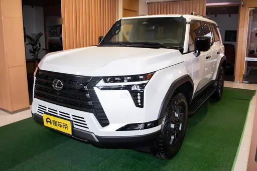 80万预算买雷克萨斯GX：新款550h还是二手GX400？我的建议很直接 如