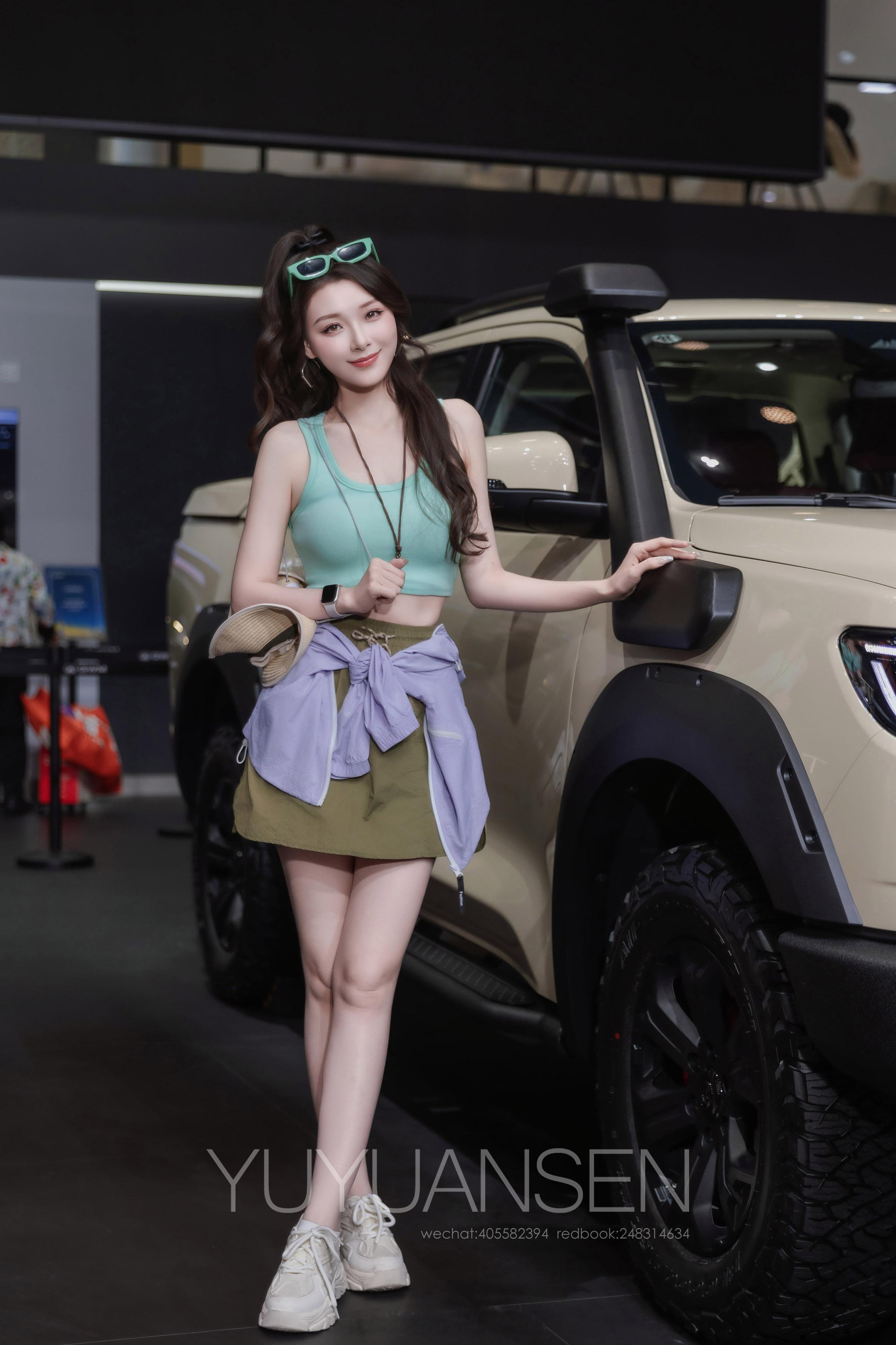 广州约拍宅男女神2025广州车展模特：美女如云车模抄送人像写真