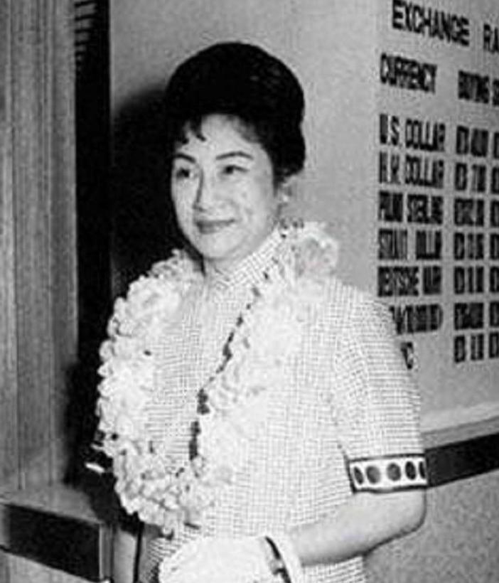 1932年，47岁北大校长蒋梦麟提出离婚。发妻孙玉书不哭不闹，平静地对他说：“休