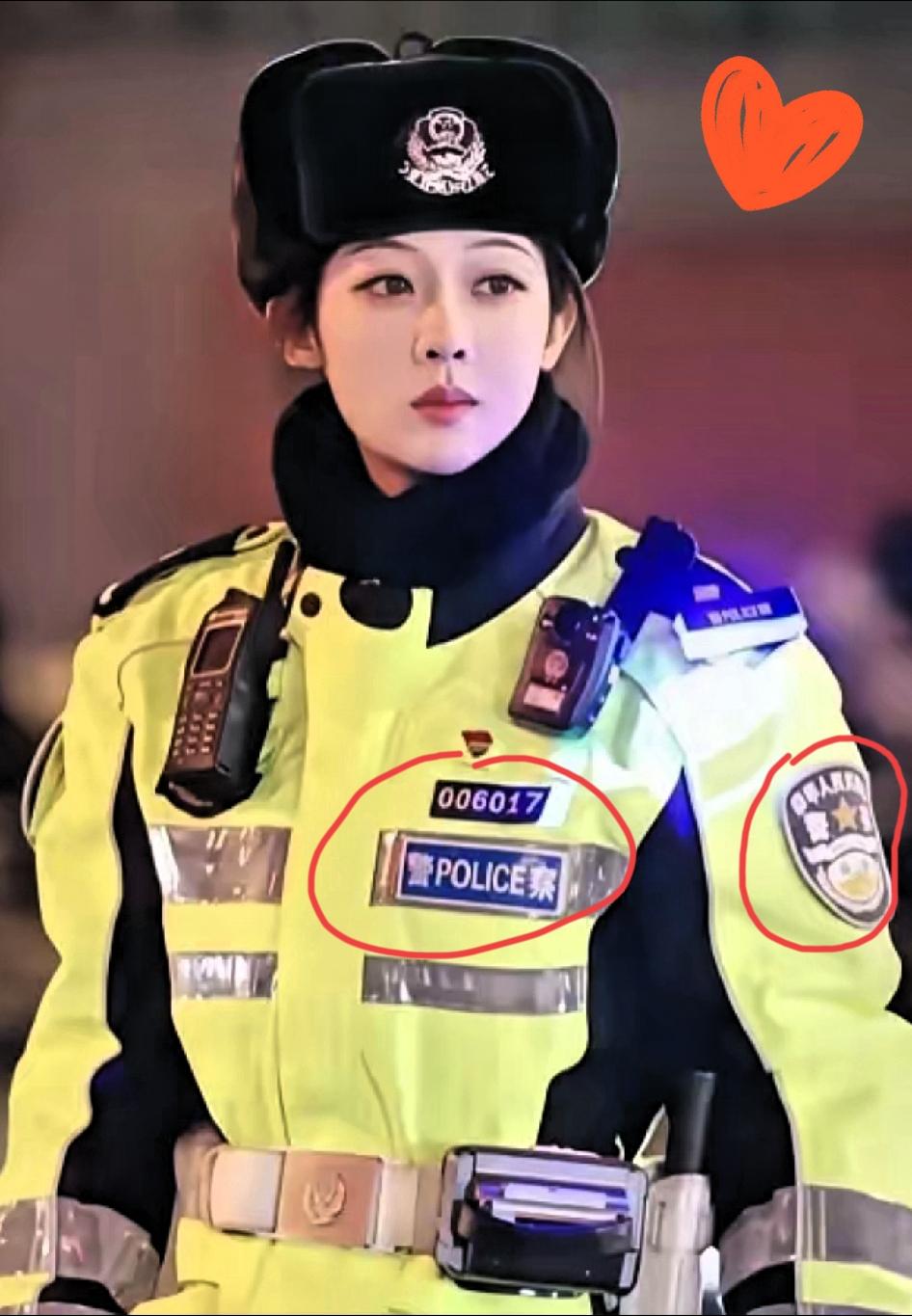 事实证明，多读书就是有用！北京26岁铁骑警花的回应，才是高情商天花板～