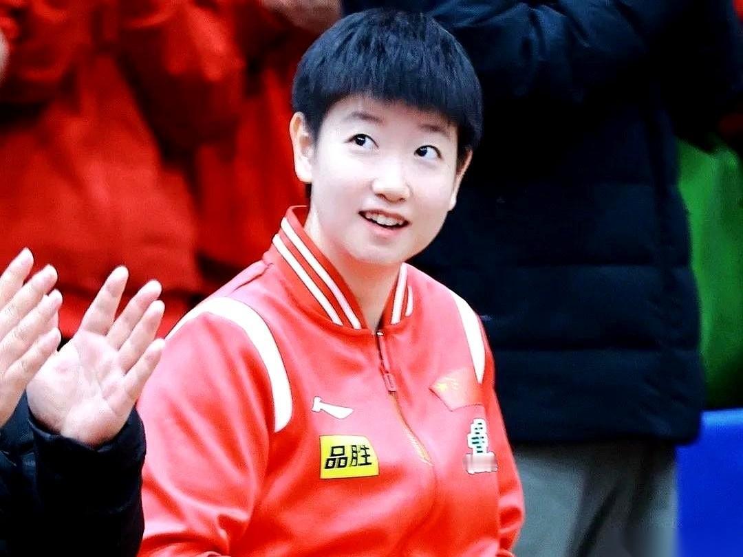 看了一眼刚出的国乒2026后半程赛程单，这根本不是比赛计划表，这是一份“极限生存