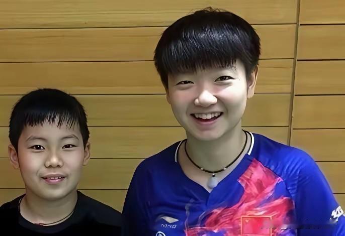 少年时的松岛辉空，满心满眼都是孙颖莎，她是他乒乓球路上最崇拜的偶像；多年后的今天