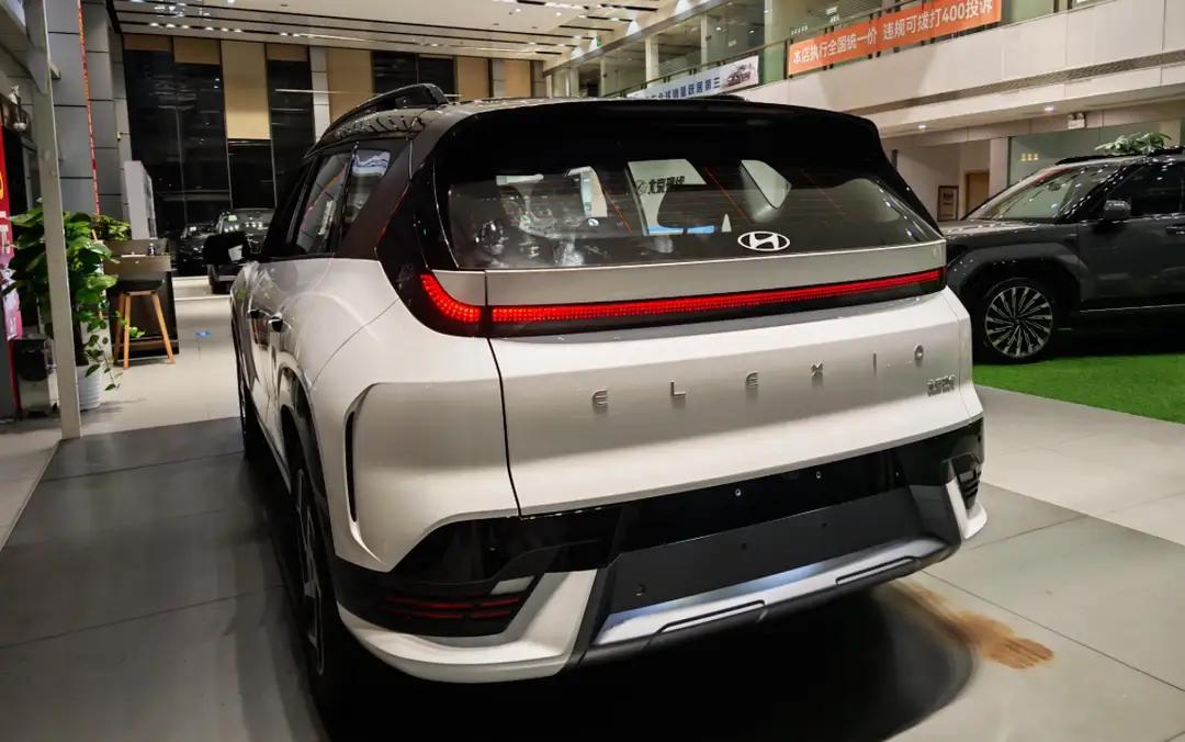 10.68万起！北京现代EO羿欧把纯电SUV打成“白菜价”，82%家庭都买得起