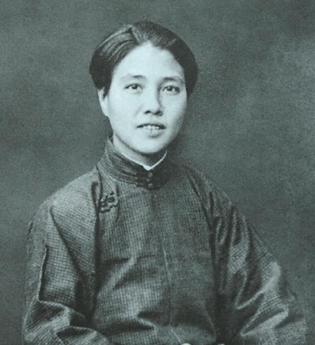 她是我党唯一女创始人，毛主席叫她“老祖母”，死时嘴里塞满砂石 1928年5月