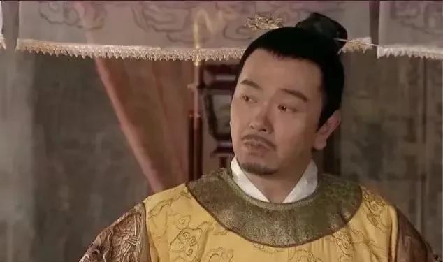 万历帝20多年不上朝，主要是身体真不行。走路一瘸一拐，还患有牙疼左边牙全部掉光，