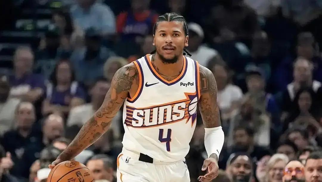 数据摆在这儿，简直就是一记响亮的耳光。看看狄龙·布鲁克斯，去了太阳队，场均