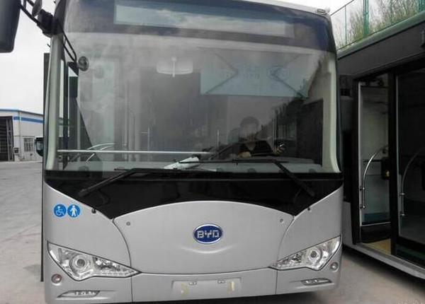 售价220万的比亚迪k9公交车, 被欧美抢购, 到底有什么