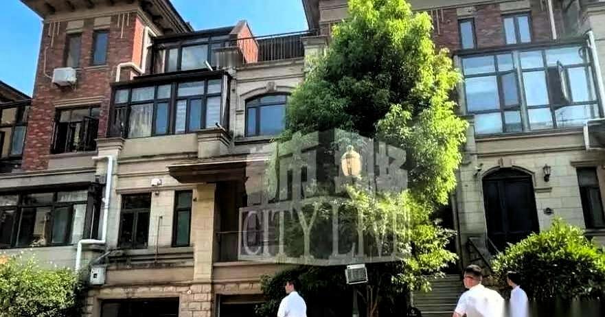 南昌一套别墅，业主交了10年物业费，一次都没回来住过。前几天，他终于回来了