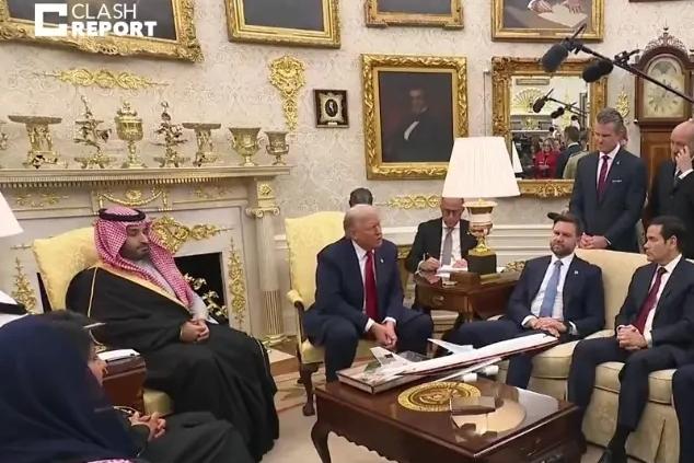 特朗普:你真糟糕！你的问题糟糕透顶，简直令人发指！你们的新闻全是假的，就该被吊销