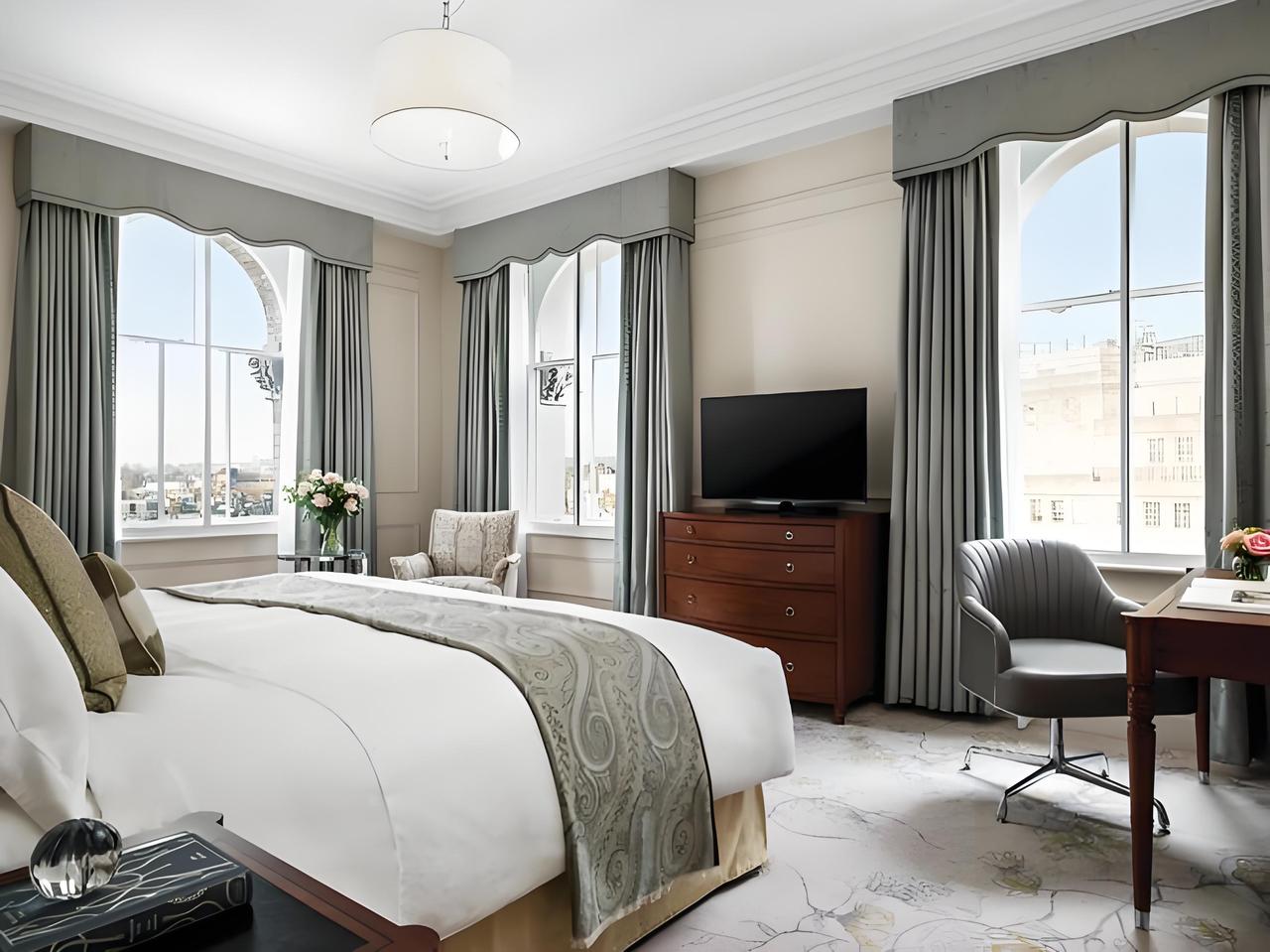 现在欧洲日子好过吗？我简单说一点，大家很少能注意到，只有在英国生活过才知道的细节