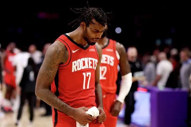 乌度卡表示伊森有望"很快"回归，或许就在下一场比赛。“预计很快，他已经进行了一些