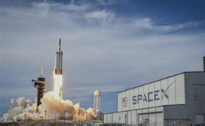 全世界都被马斯克骗了！6月12日，就在SpaceX以1.77万亿美元估值正式敲钟