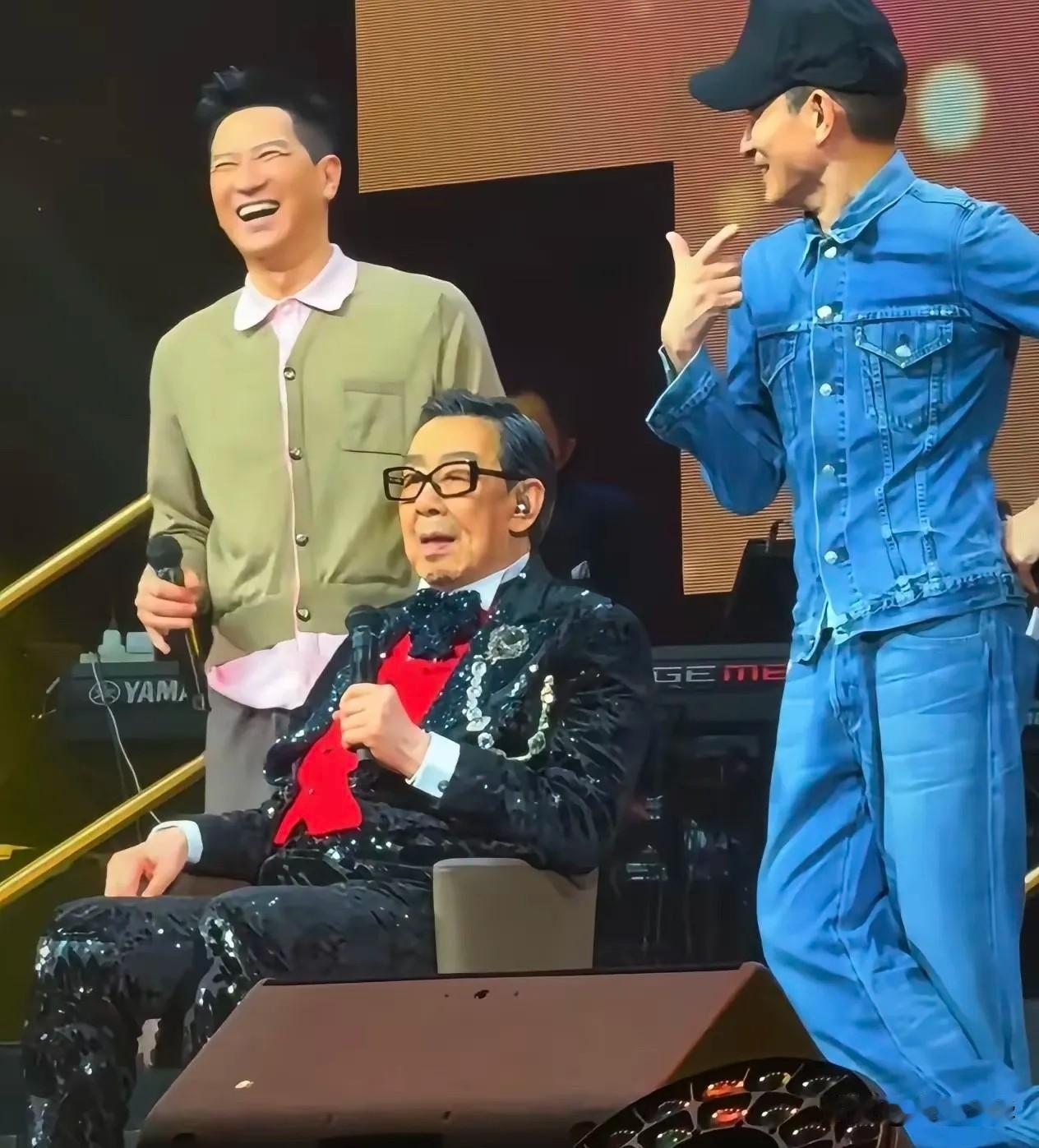 现在才明白，胡枫为啥要出来开演唱会，还真不是为了捞金赚钱，他只是想破了“全球