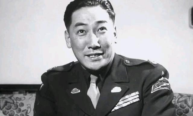 蒋纬国临终，对自己的后事有怎样的心愿？1997年9月，台北荣民总医院内，蒋纬国