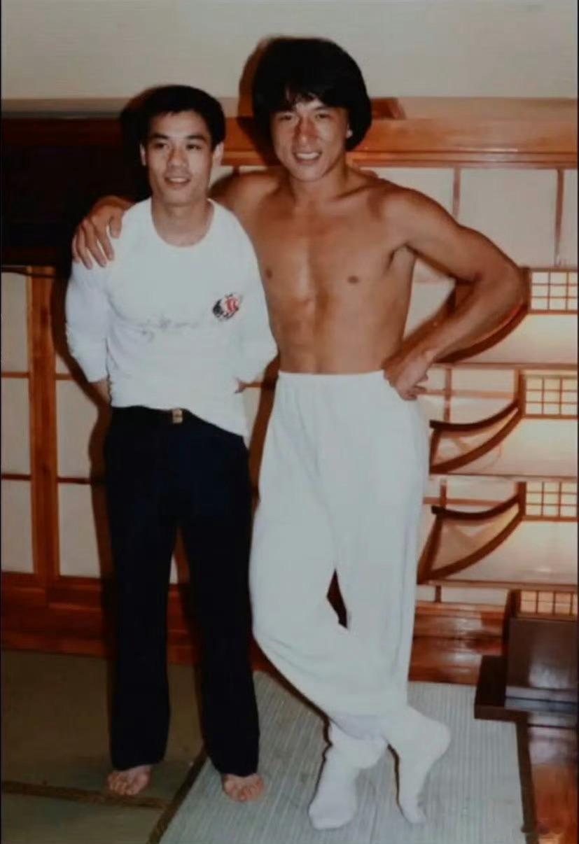 李宁与成龙，1985年/2020年