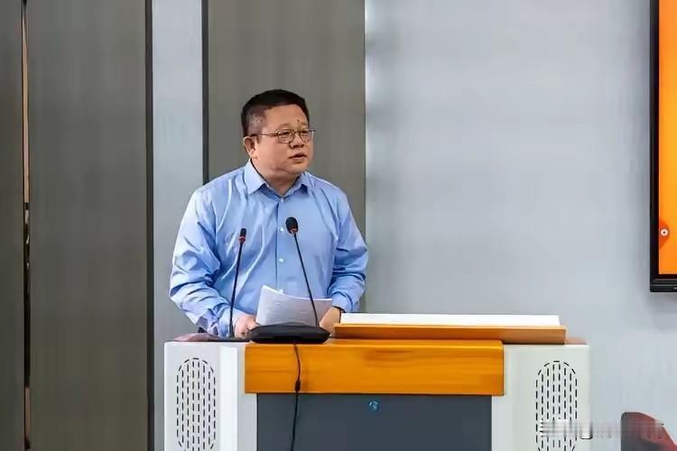 南华大学“最短命”的校长，注定要是夏昆了！南华大学校长夏昆这事儿，真让人感慨。