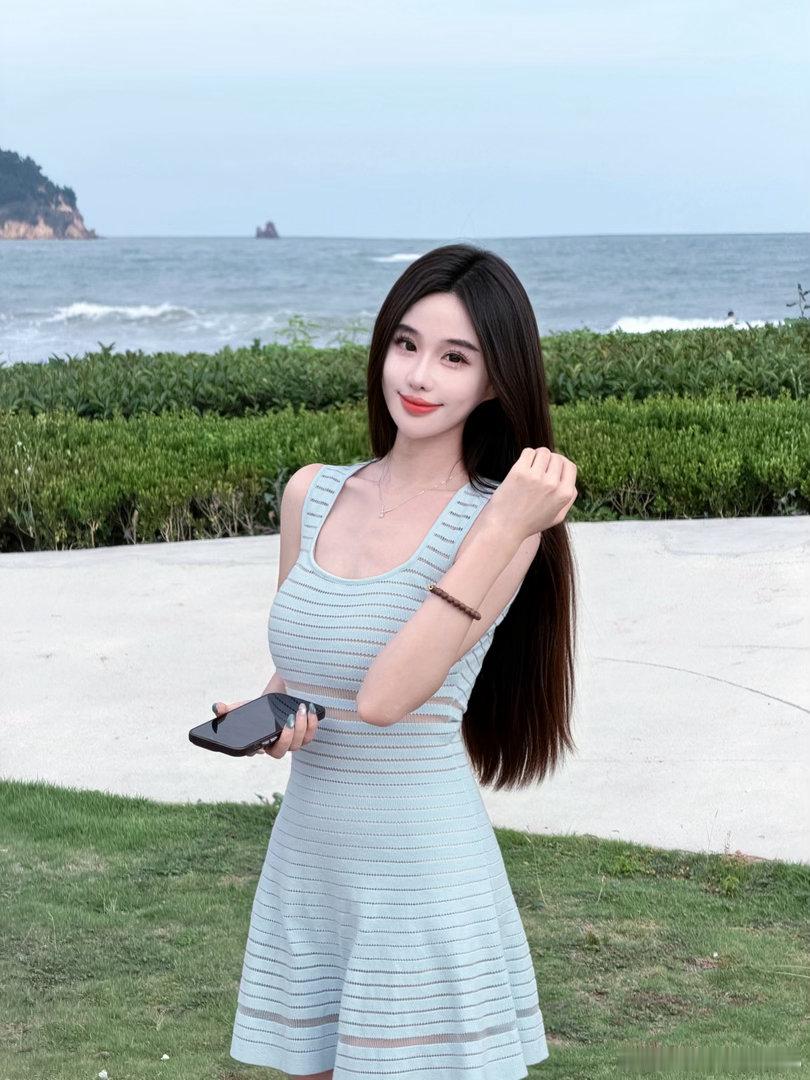 会有人撕开灰色送给你晴空青岛·青岛石老人海水浴场