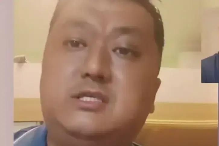 网友一句话，直接把直播间点燃了。“郭德纲要是出事，你高兴吗？”李宏烨的回答