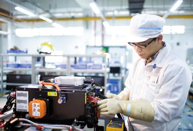 领先不是护身符锂电池产业看似风光，但真正站在产业链最上游的材料、隔膜、电极体系