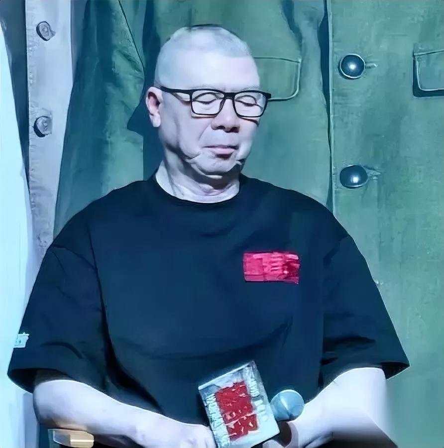 冯小刚跌下神坛不是江郎才尽真正原因没几个人知道翻完他早年作品才发现，