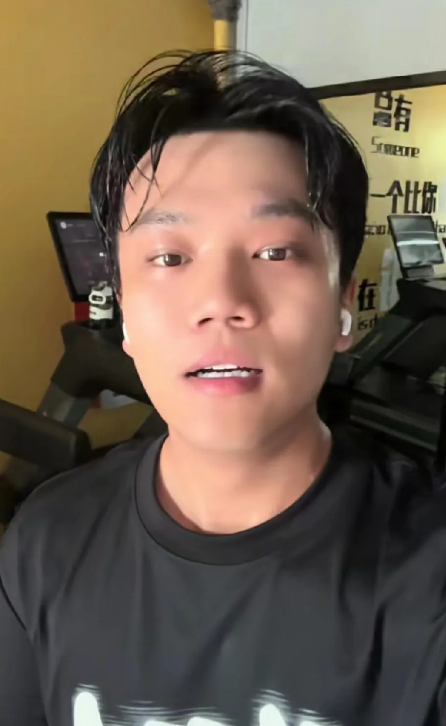 流量褪去后，谢清帅还剩多少真粉丝？被舆论风暴席卷一个月后，谢清帅更新视频了，视