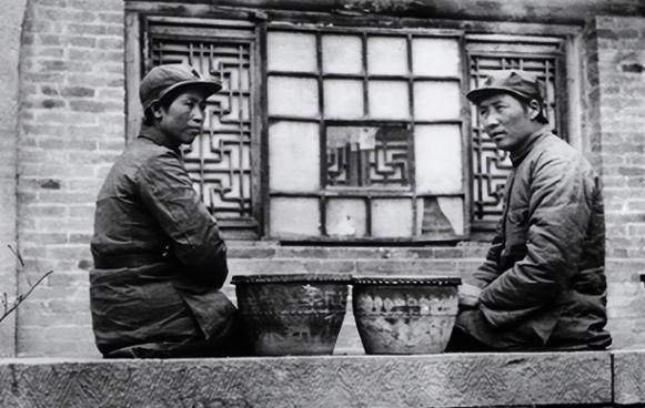 1939年，贺子珍知道毛主席再婚后失魂落魄，她找到周总理评理，周总理说了这样一番