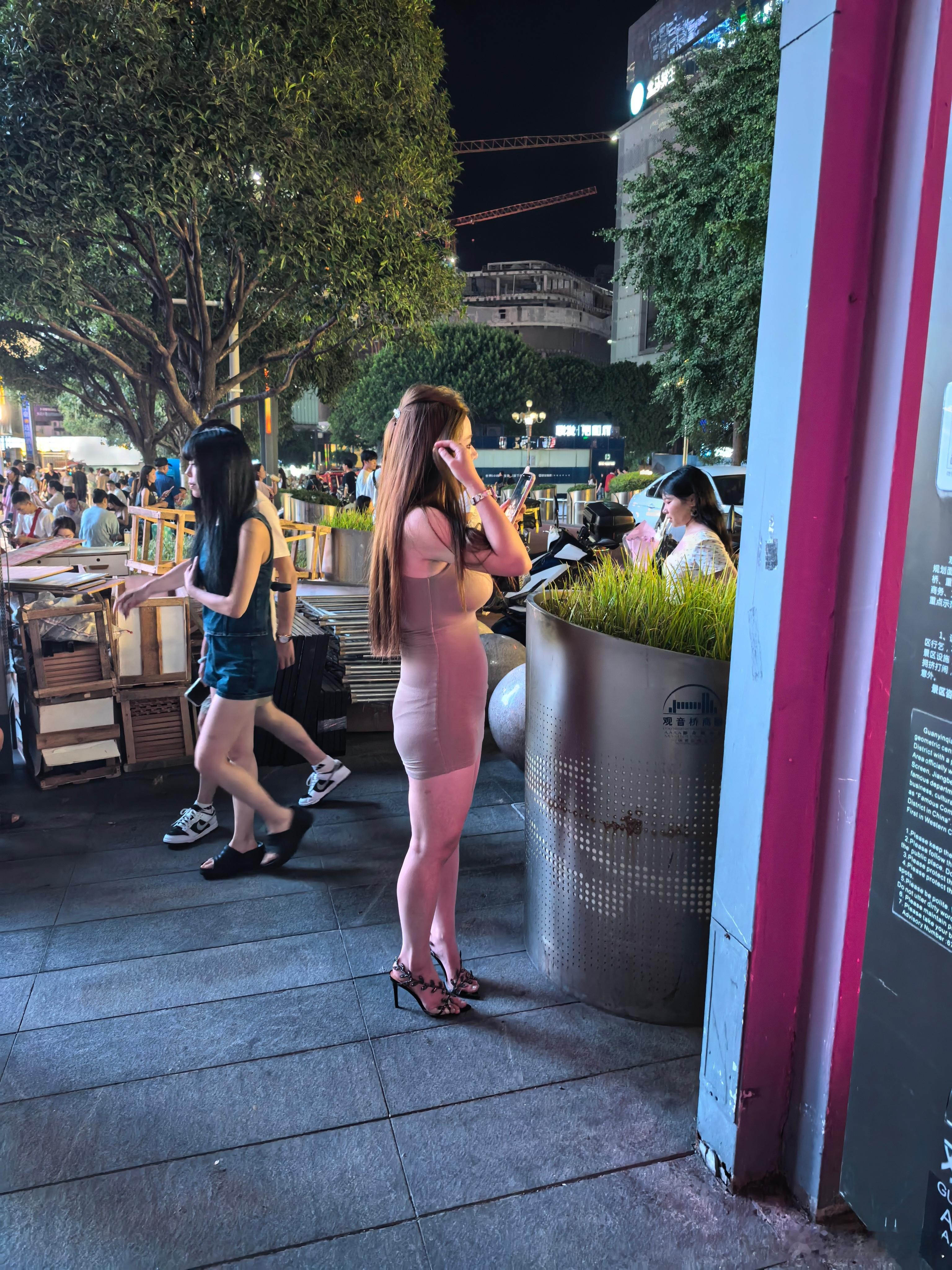 搭讪小姐姐​​​