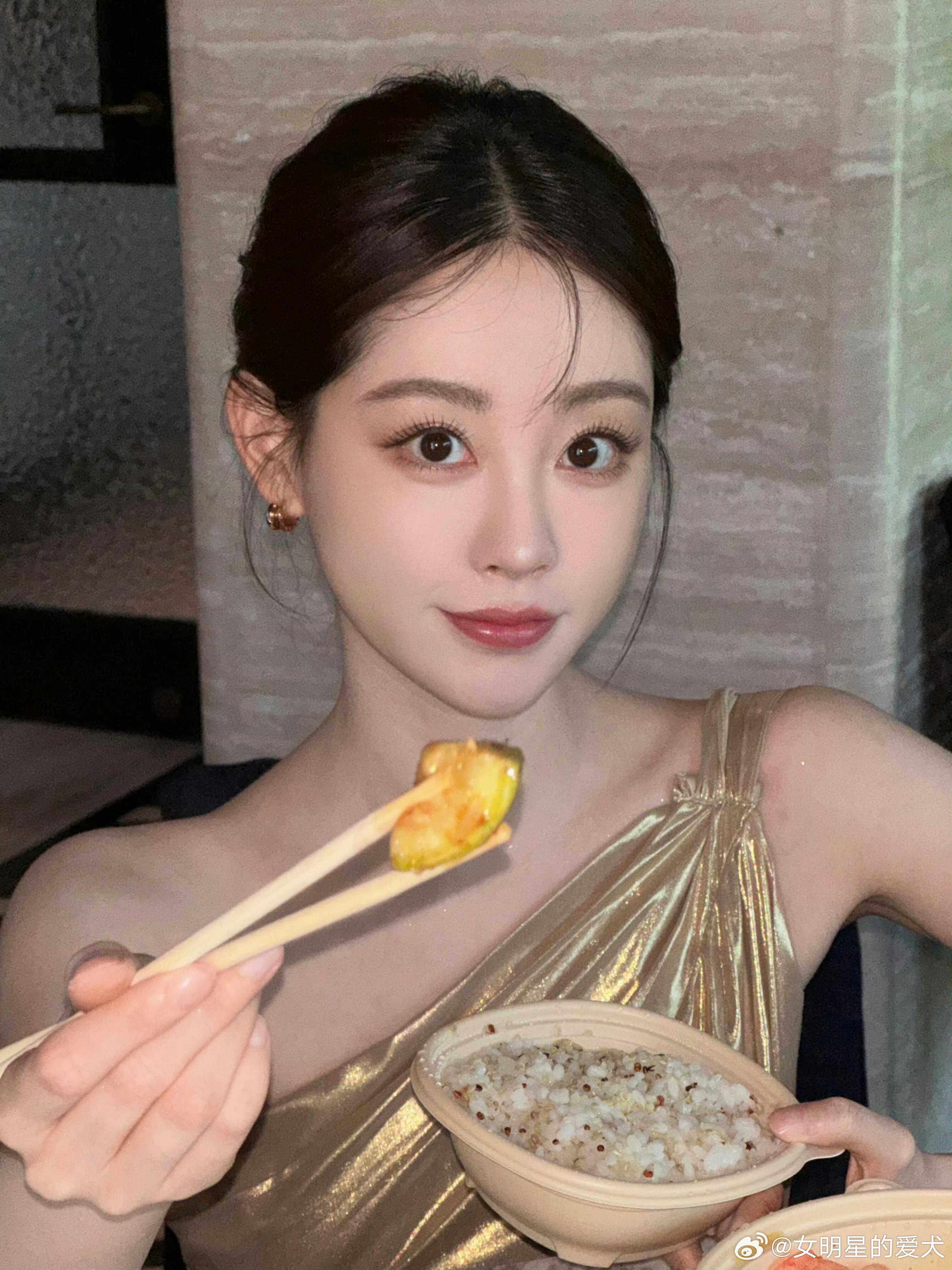 祝绪丹颜值太爽了