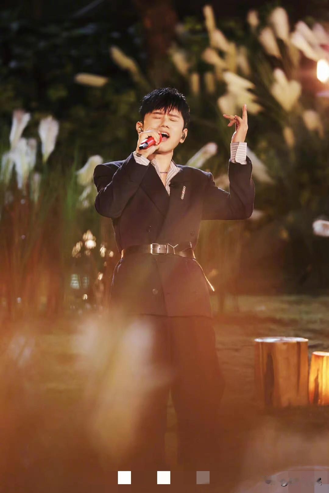 张杰，无缘2026年央视春晚！在第二次，第三次和这次第四次，在春晚联排都没出