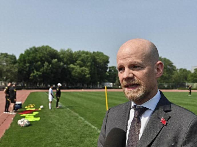 国际足联称希望中国能参与世界杯