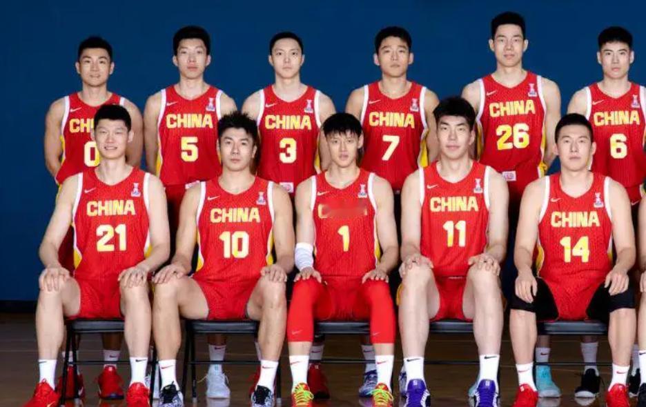 中国篮协这套管理班子，越看越觉得别扭。瞅了一眼中国篮协的组织架构，说真的，心里挺