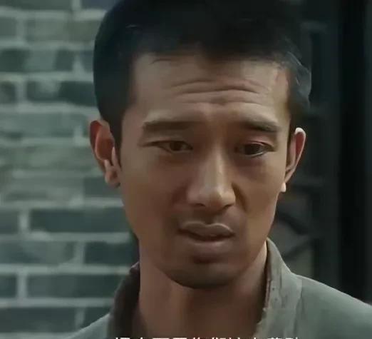 《生万物》原著里讲，封铁头担认天牛庙村的村支部书记，他接到上级土改的命令，实行土